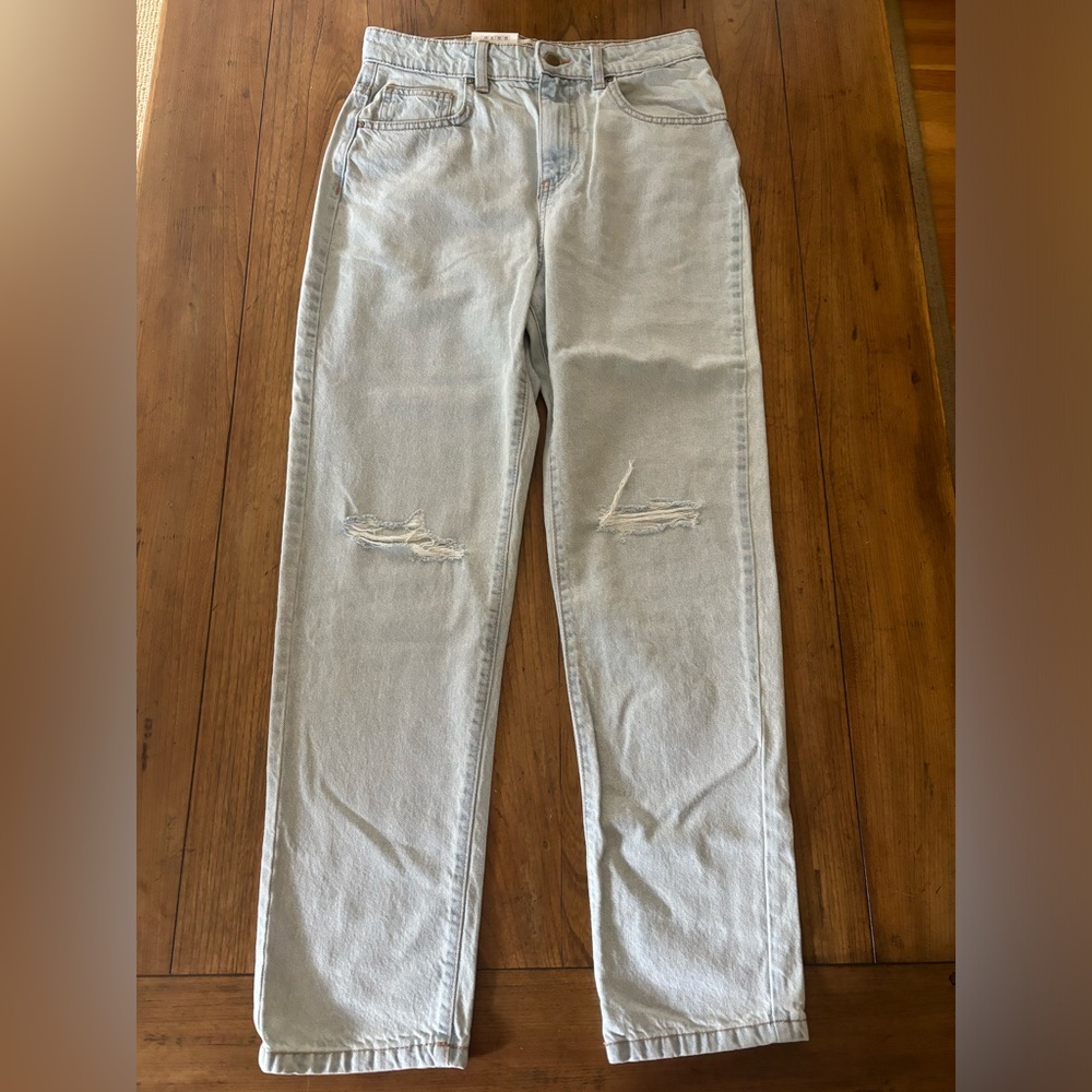 Cotton On “Mom Jean”